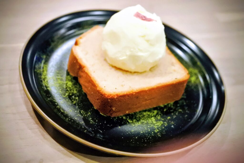 桜あん抹茶ケーキ